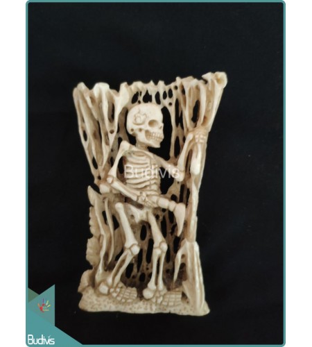 Bone Carving Lonely Skeleton Ornament