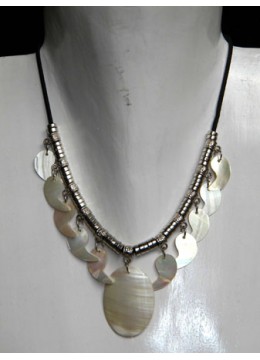 wholesale Cut Necklace Pendant Shell Kasandra Bali Artisan, Costume Jewellery