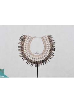 wholesale Primitive Shell Decoration Necklace Tribal Shell Decorative Standing Interior, Home Decoration