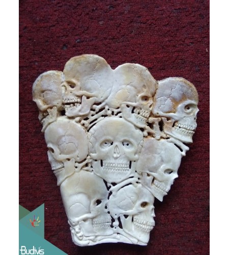The Skull In Love Scenery Bone Carved