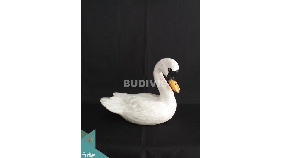 Wholesale Figurine Realistic Miniature Wooden Tundra Swan Hand  Carving Painted Garden Decor