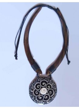 wholesale Wood Choker Pendant Necklace Made in Bali, Costume Jewellery