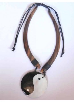wholesale bali Wood Choker Pendant Necklace Factory, Costume Jewellery