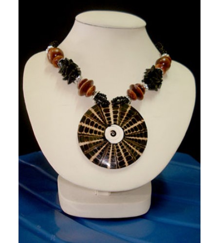 Beaded Necklace Pendant Manufacturer