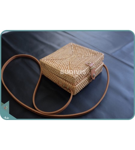 Natural Squere Plain Rattan Sling Bag