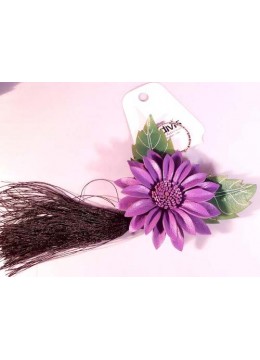 Image of Tassel Keychain Leather Flower Keychain Source: CV.Budivis in Bali, Indonesia
