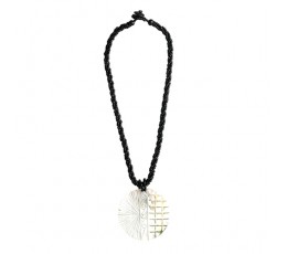 Image of Carved Mop Shell Penden Beaded Necklace  From Bali Necklaces Source: CV.Budivis in Bali, Indonesia