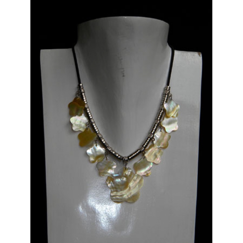 Sea shell Cut out Necklace Pendant Made in Indonesia