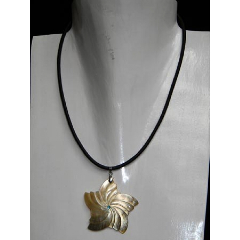 Necklace Carving Shell Made in Indonesia