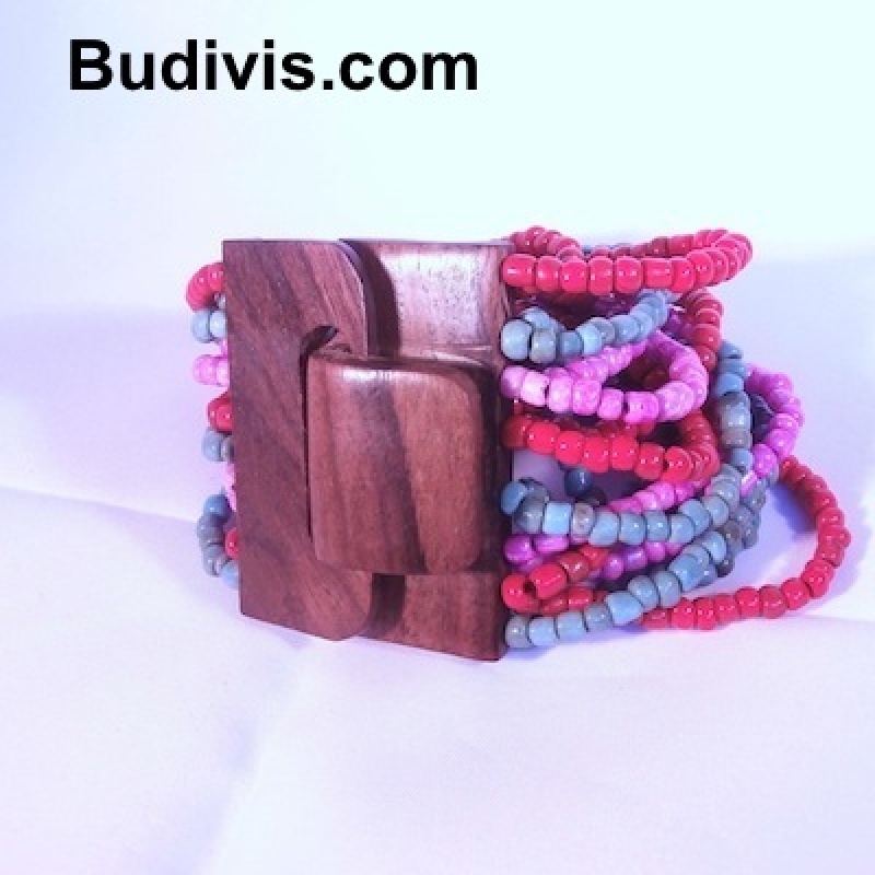 Beaded Bracelet Wood Buckle