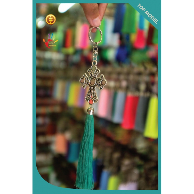 Top Art Metal Cross Tassel Keychain