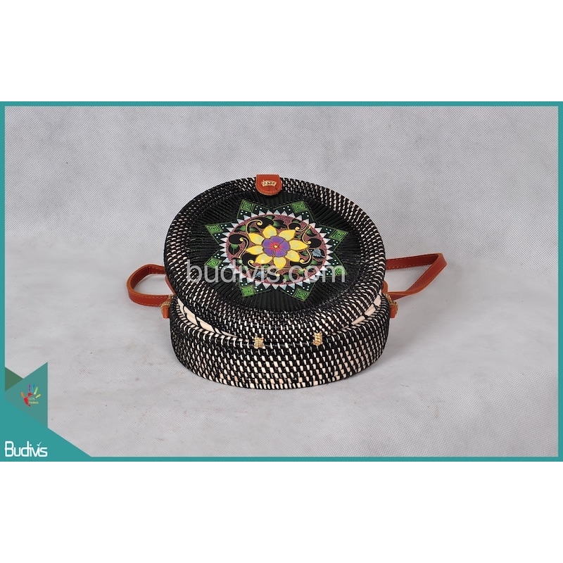 Top Model Round Bag Black Synthetic With Wooden Flower Rattan