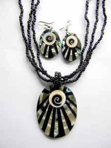 Bali Necklace Bead Pendant Set Made in Indonesia