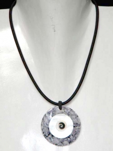 Necklace Seashell Pendant Bali