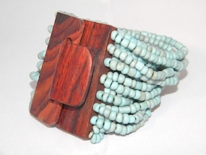 Beaded Bracelet Wood Buckle