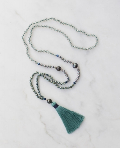 Boho Chic Tassel Necklace with Black Pearl